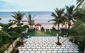 Nasya'S Beach Side Cottages